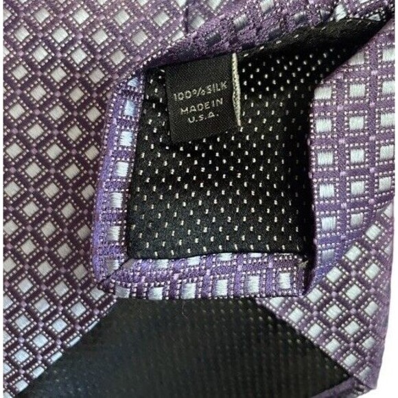 NEW Michael Kors Silk Sorrento Solid Pattern Tie - Picture 4 of 4